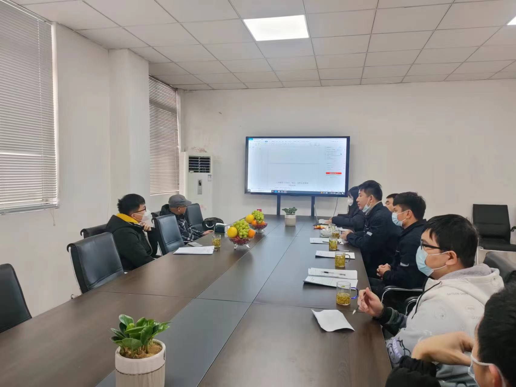 四川華川工業(yè)有限公司來我司驗收設備
